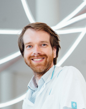 Mr. Dr. Stefan Hummelink